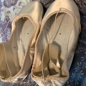 Grishko 2007 5 1/2 XXXXX SS Shank Pointe Shoes
